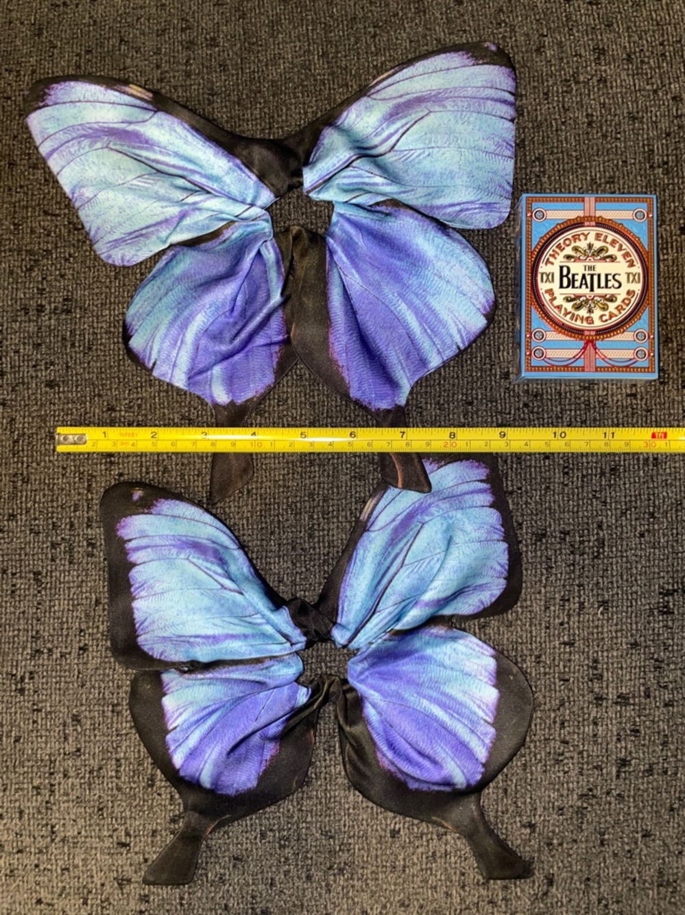 Chunks x TMG Bun Topper in Blue Swallowtail size LARGE - Picture 4 of 6